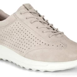 ECCO Flexure Perf Sneaker